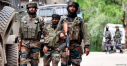 J-K: Indian Army nabs four suspects in Budgam, weapons recovered