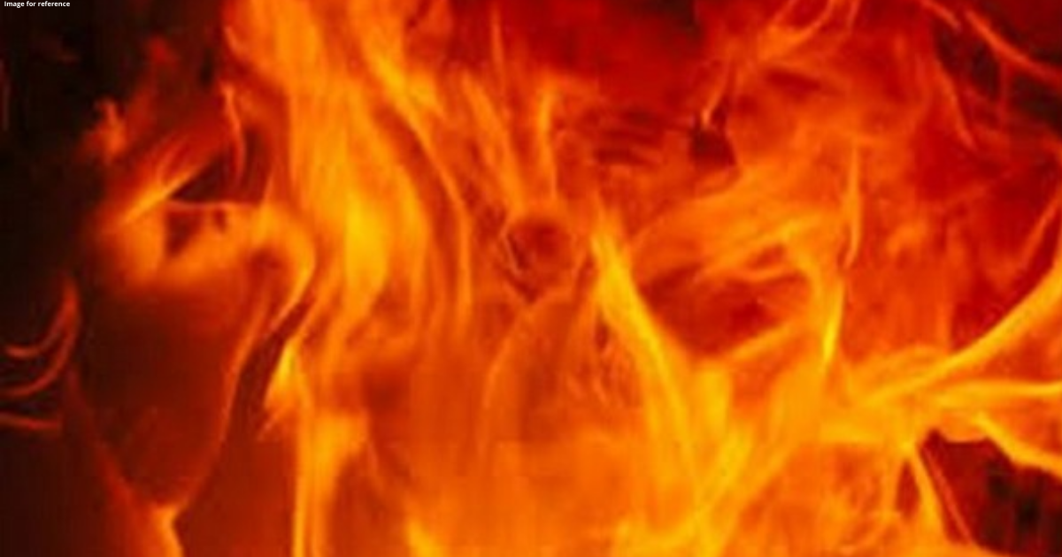 40 shops gutted as major fire breaks out in UP's Kanpur