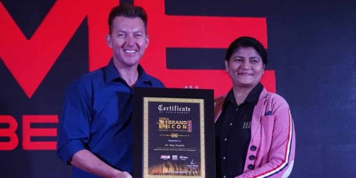 Dr. Thejo Kumari Amudala Received “Legendary Woman of the Year” Award from Famous International Cricketer Brett Lee