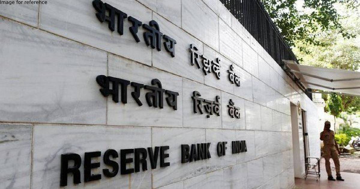India's forex reserves dip by $2.23 billion to $570.74 bn