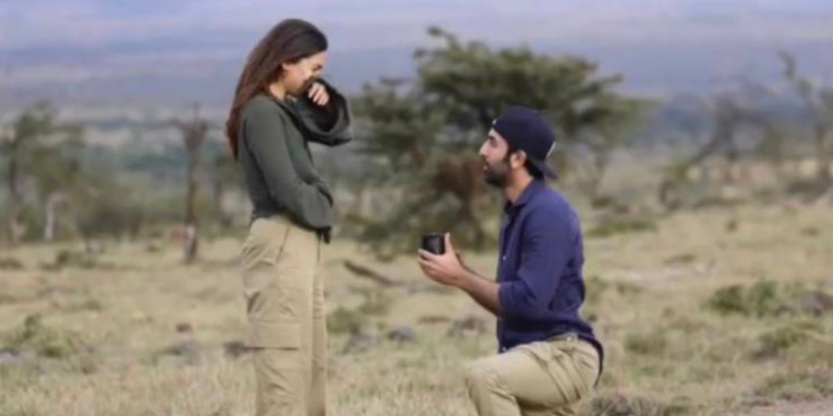 Ranbir Kapoor and Alia Bhatt's romantic proposal photo FINALLY turns up online and RAlia fans can't keep calm.