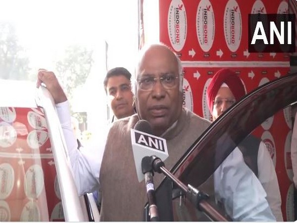 Mallikarjun Kharge reiterates demand for Home Minister's statement on Parliament security breach