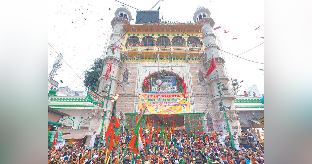 HAZRAT KHWAJA BANDA NAWAZ GESUDARAZ CHISHTI ( R.H )