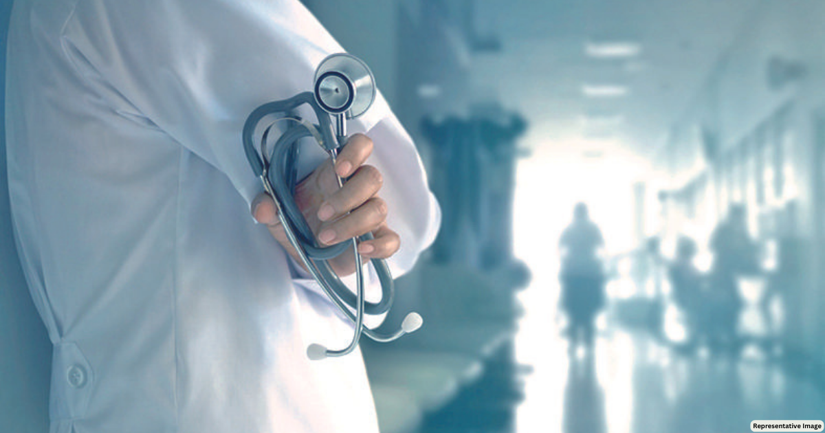 Pvt hosp docs return to work; nurses’ strike on