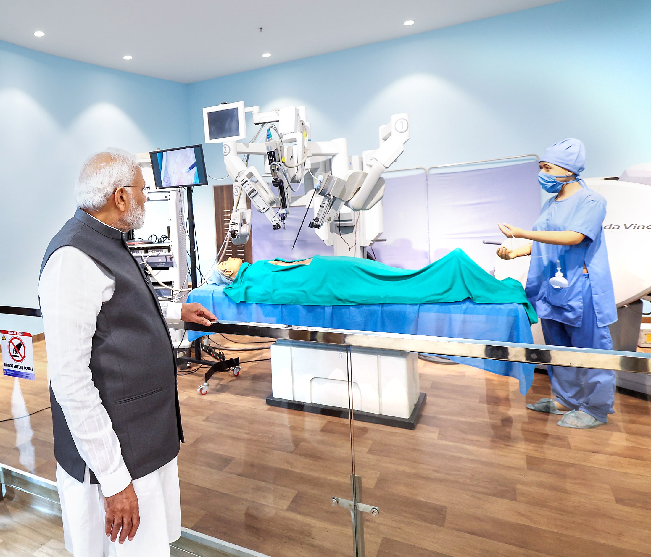 Prime Minister Narendra Modi visits Robotics Gallery at Science City.
