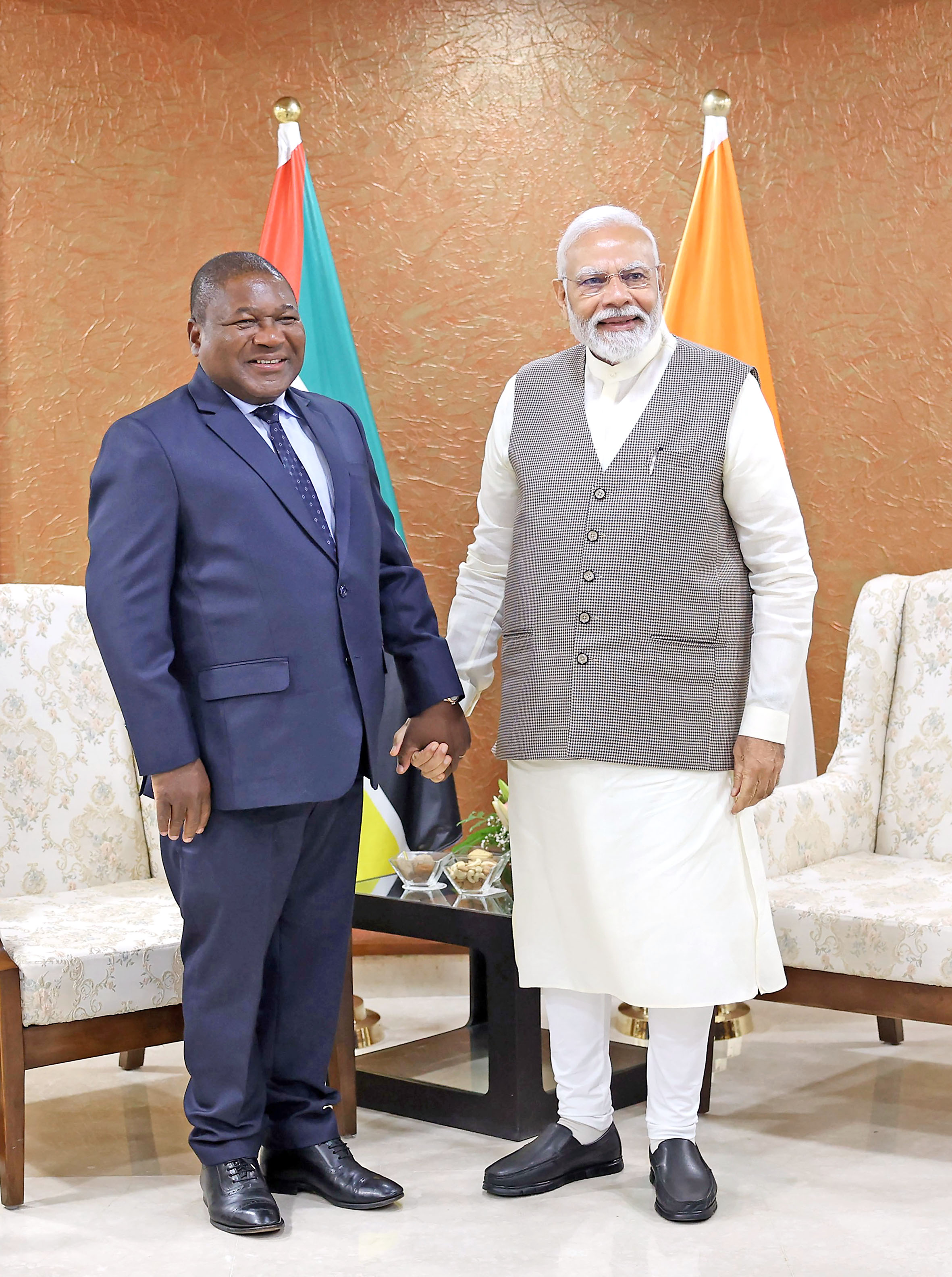 PM Modi with Mozambique President Filipe Jacinto Nyusi.