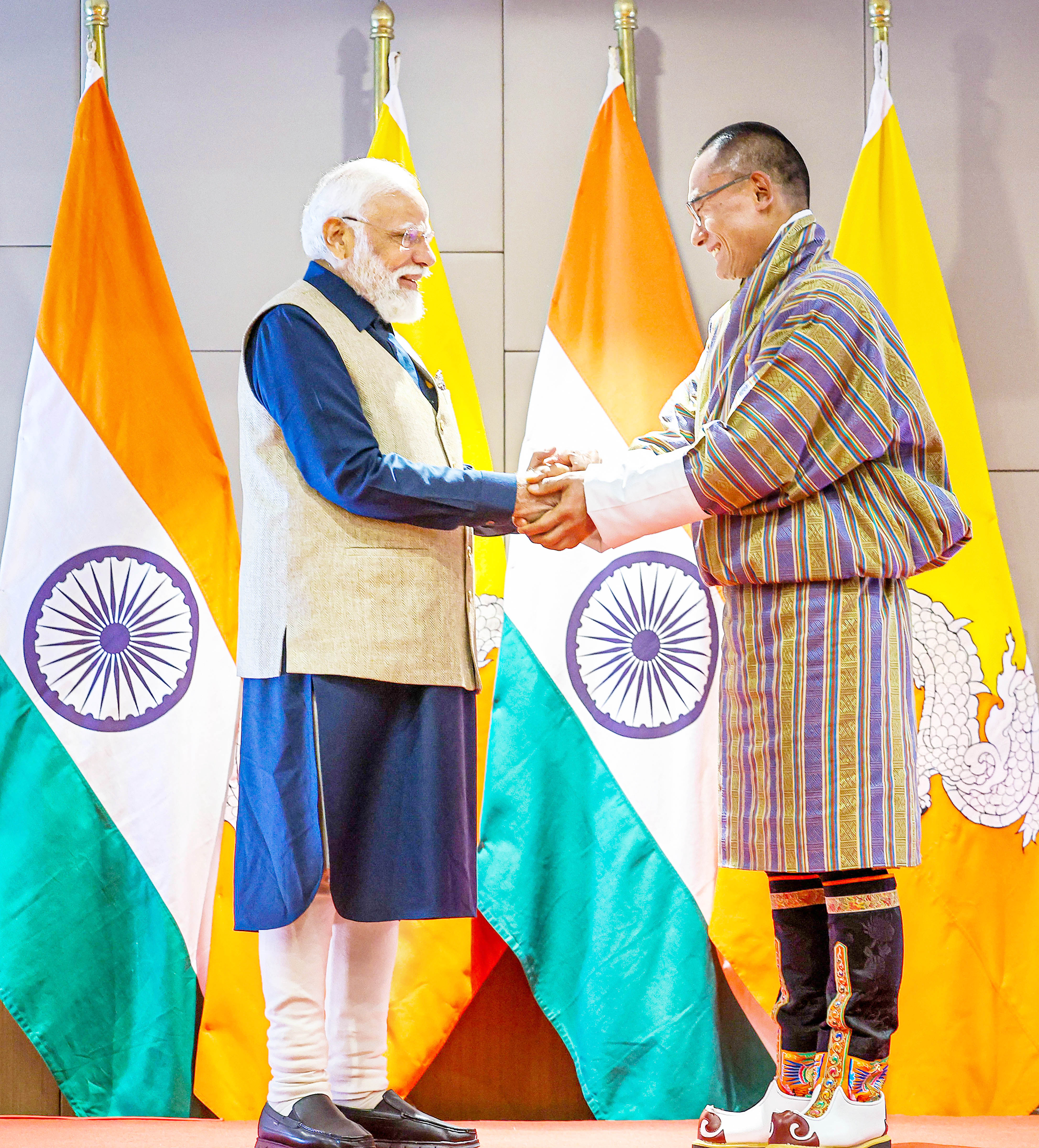 PM Modi with Bhutan King.